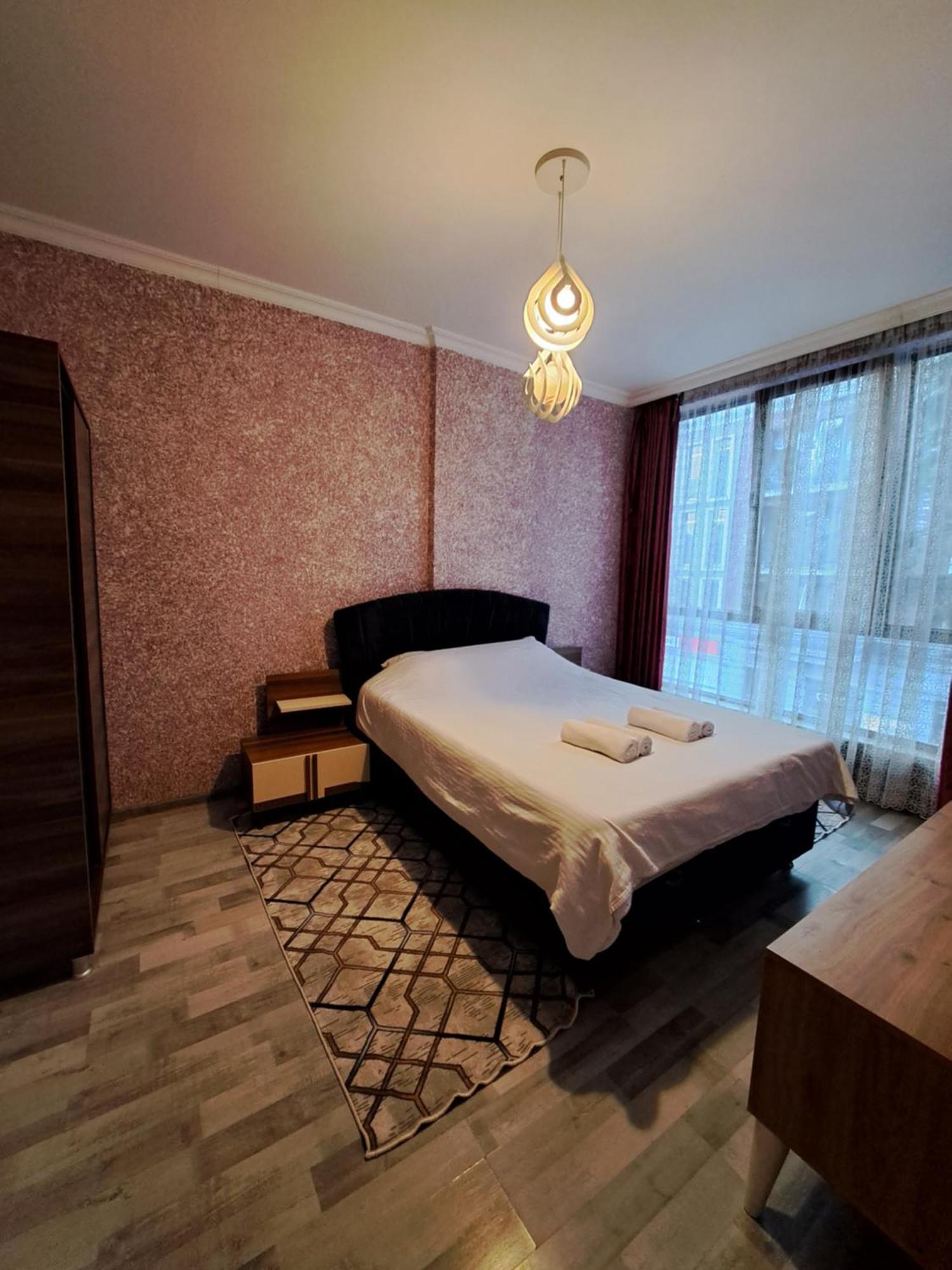 Karvi Hostel & Suites Batoemi Buitenkant foto